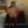 Looking cuckold husband